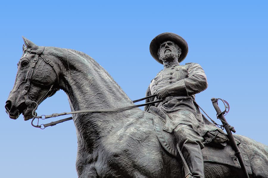 Statue of Major General John Reynolds on horseback